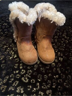 Cat & Jack Girls Brown Faux Fur Lined Winter Boots